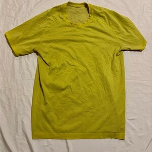 Men's Yellow license to train medium Lululemon shirt
